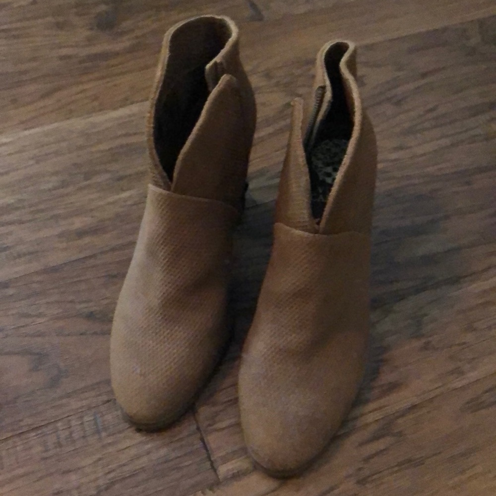 Size 7.5 boots